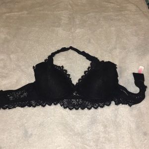 Lace halter brallette
